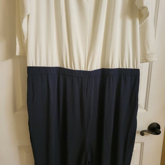 NWOT Brittany Humble Off-Shoulder Jumpsuit White & Navy Size 3X - Picture 10 of 13